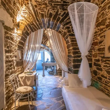 Irene - Tarambados - Tinos Kambos (Tinos)